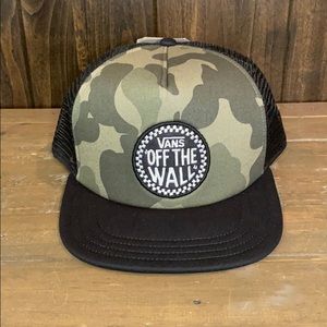 🔥SALE🔥 NWT Vans Mesh Camo Hat